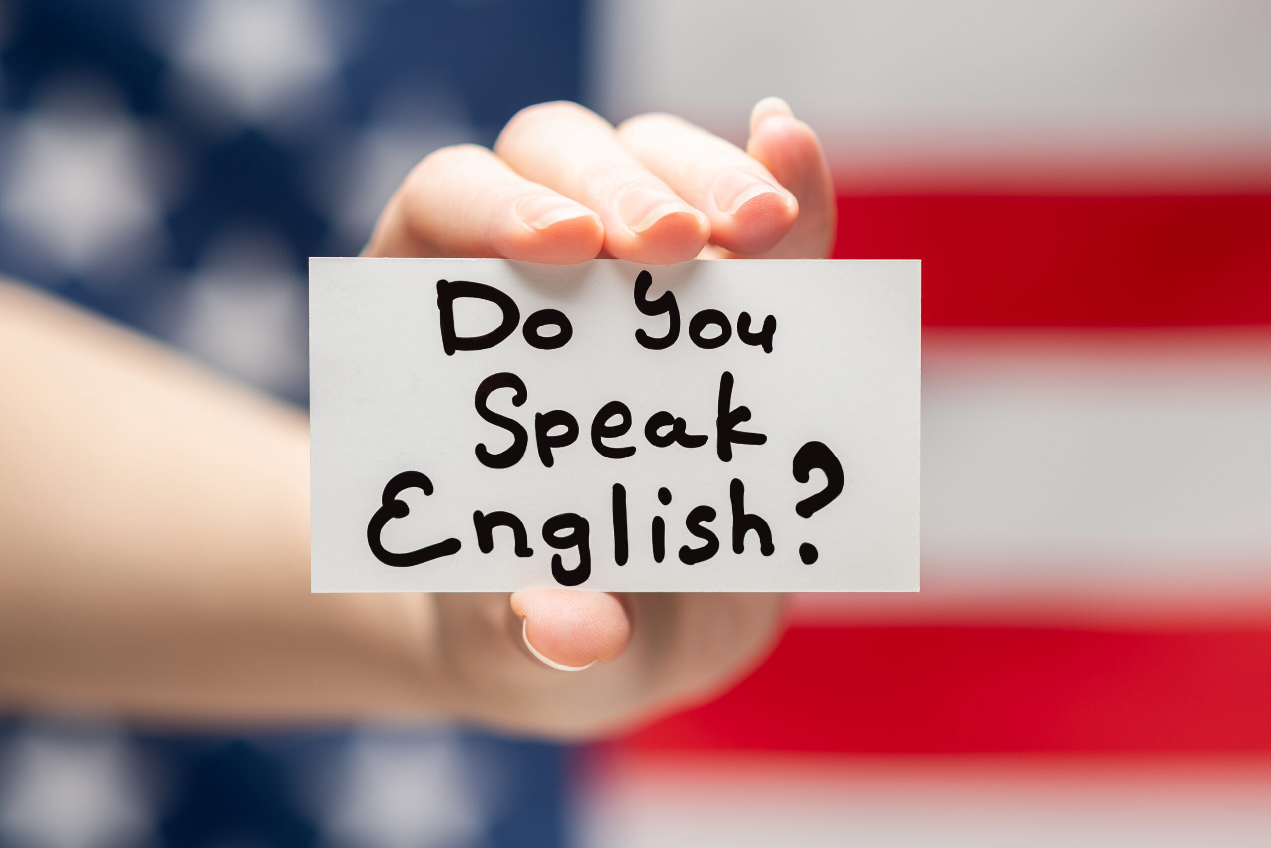 Người nộp đơn xin nhập tịch cần chứng minh khả năng đọc, viết, nói và hiểu các từ ngữ thông dụng