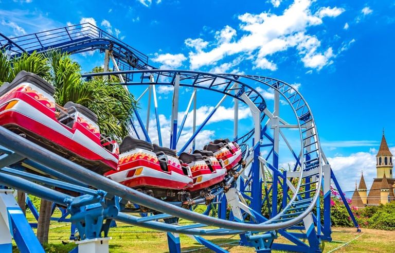 Khi đến đây, bạn sẽ không cảm thấy nhàm chán vì kiến trúc độc đáo cũng hơn 100 trò chơi thú vị