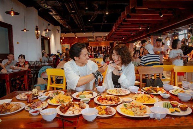 Đồ ăn khi đến tay thực khách sẽ vẫn còn nóng hôi hổi rất thơm ngon và đẹp mắt