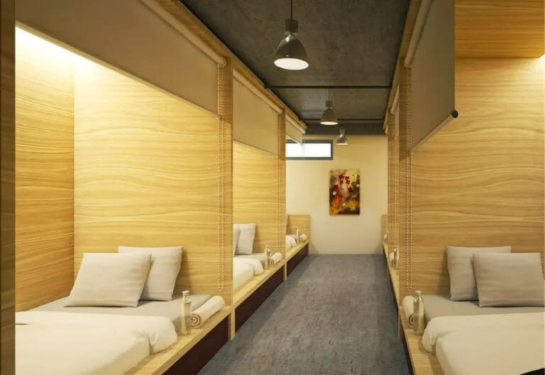 Thiết kế lạ mắt và sang trọng khiến du khách không khỏi tò mò và thích thú lựa chọn Like Backpacker Hostel - Homestay Đà Nẵng gần biển