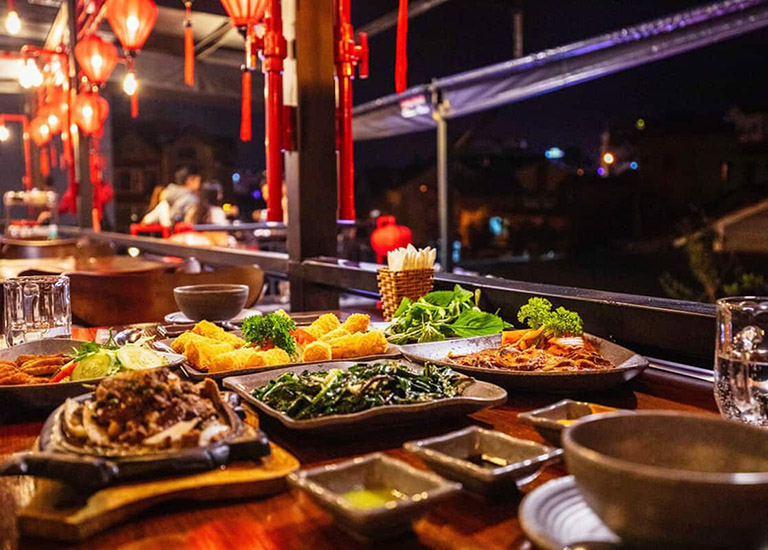 Nhà hàng Song Mây Đà Lạt 